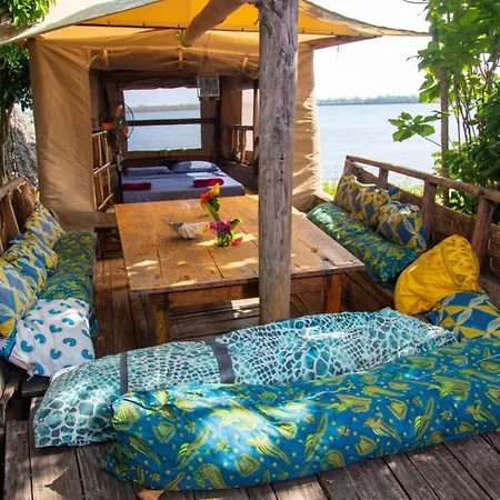 Villa Firefly Eco Retreat à Shimoni Extérieur photo