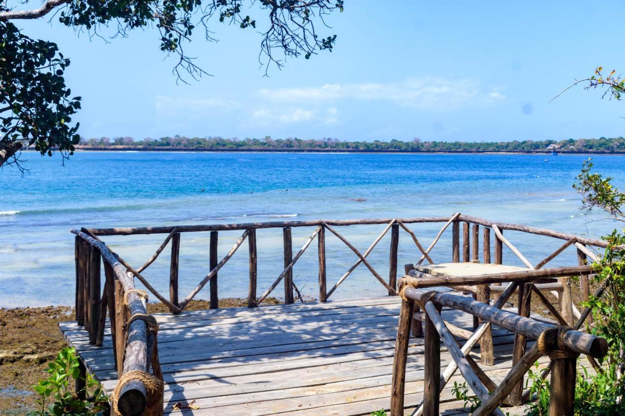 Lodge Firefly Eco Retreat *