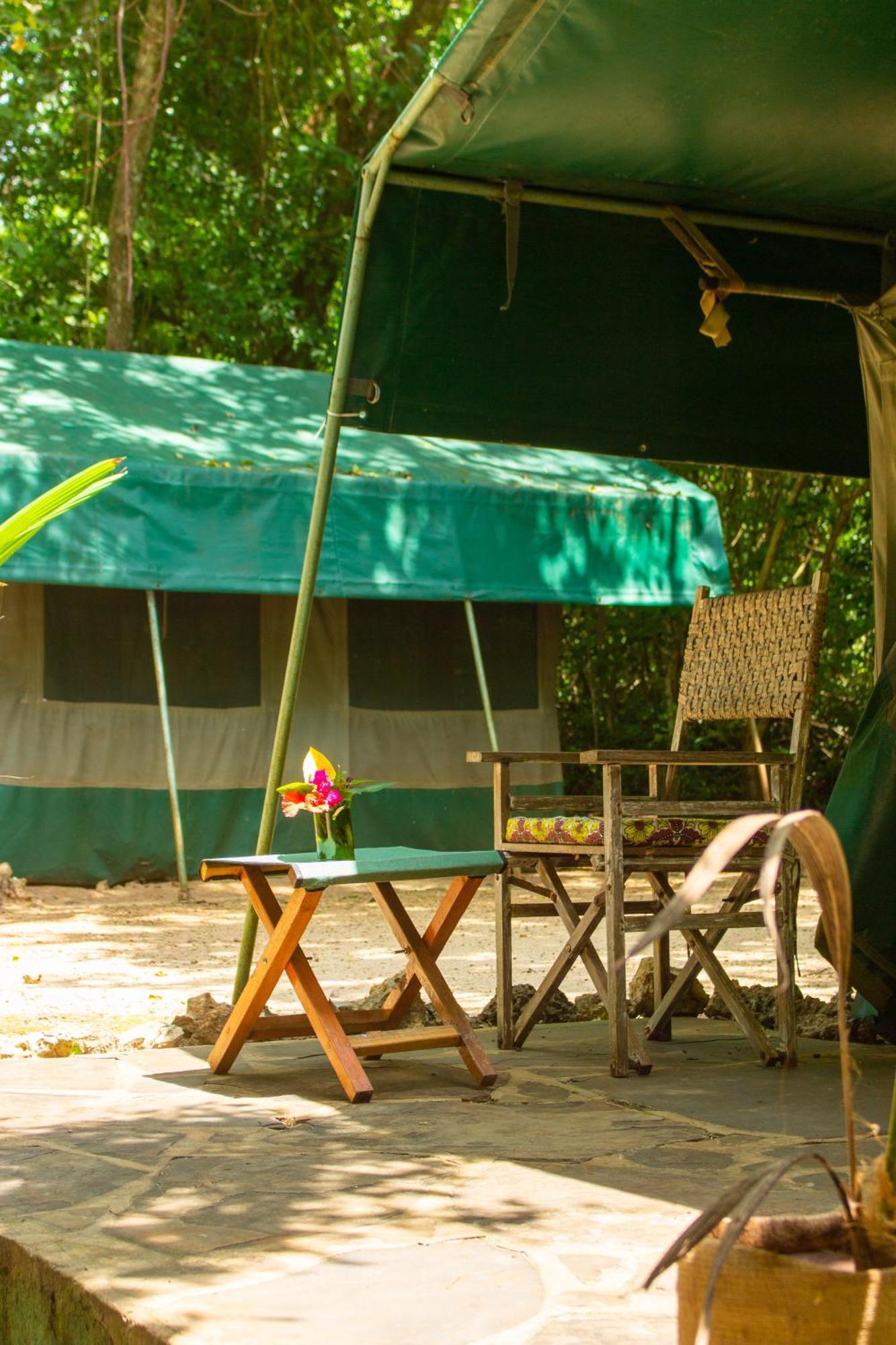 Firefly Eco Retreat * Shimoni